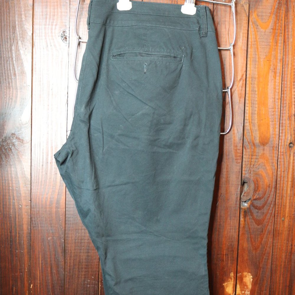 American Eagle trousers